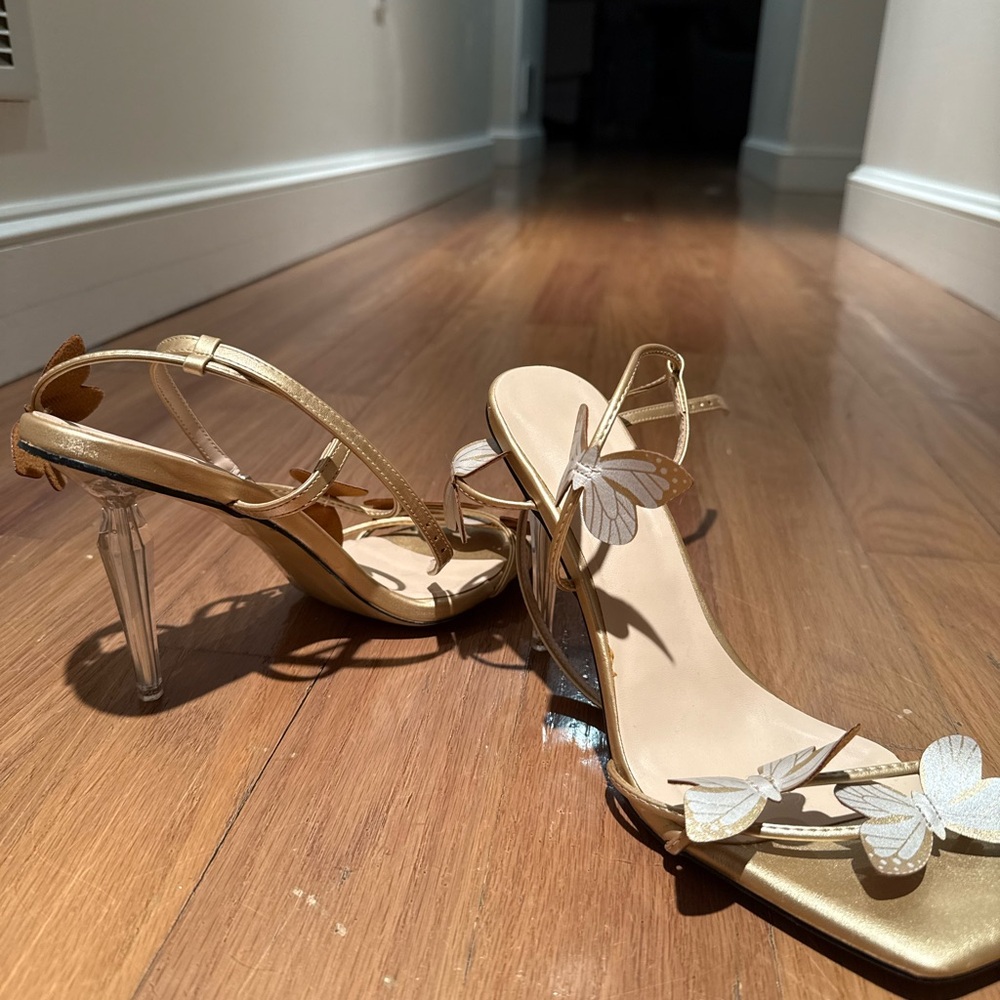 Elegant Gold Butterfly Sandals